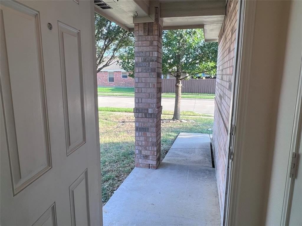 8911 Valley River Dr - Photo 5 of 22