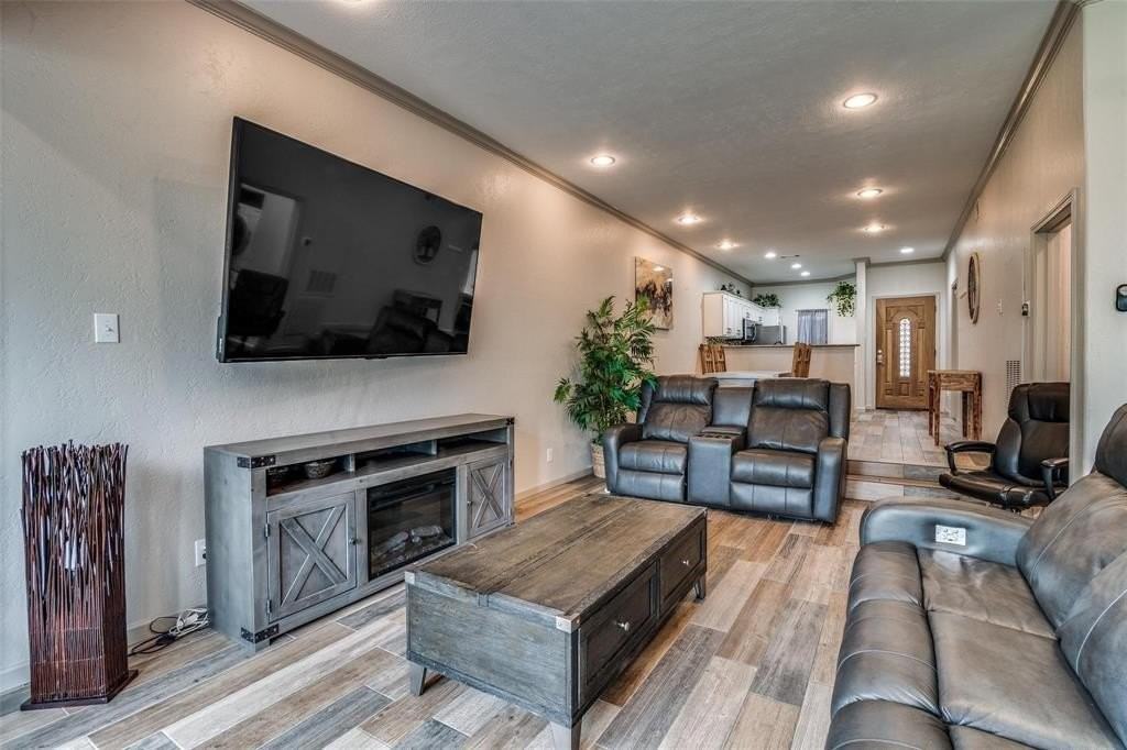 452 Yacht Club Dr #A - Photo 3 of 25