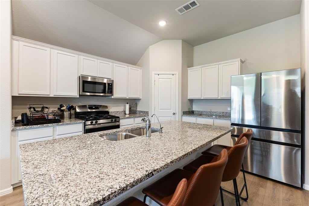 7537 Prairie Holly Ln - Photo 7 of 27