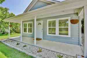 featured image of 903 Comanche Cove Drive