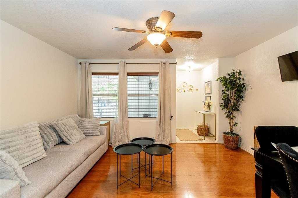 11850 High Valley Dr - Photo 5 of 29