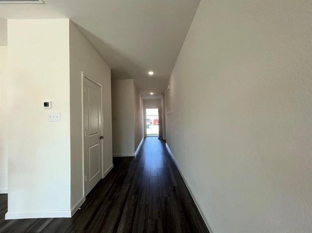 786 Yorkshire Dr - Photo 5 of 25