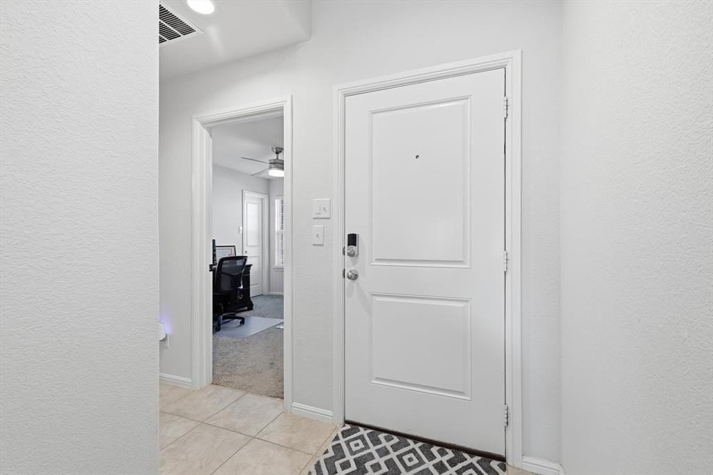 10431 Fort Cibolo Trl - Photo 5 of 28