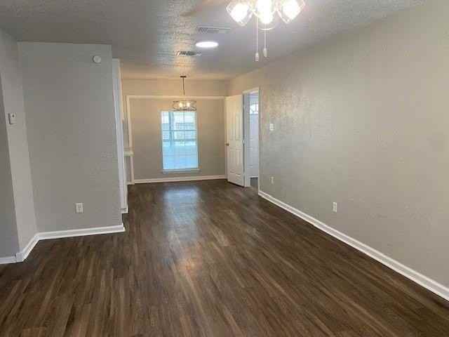 7452 Beaty St - Photo 3 of 17