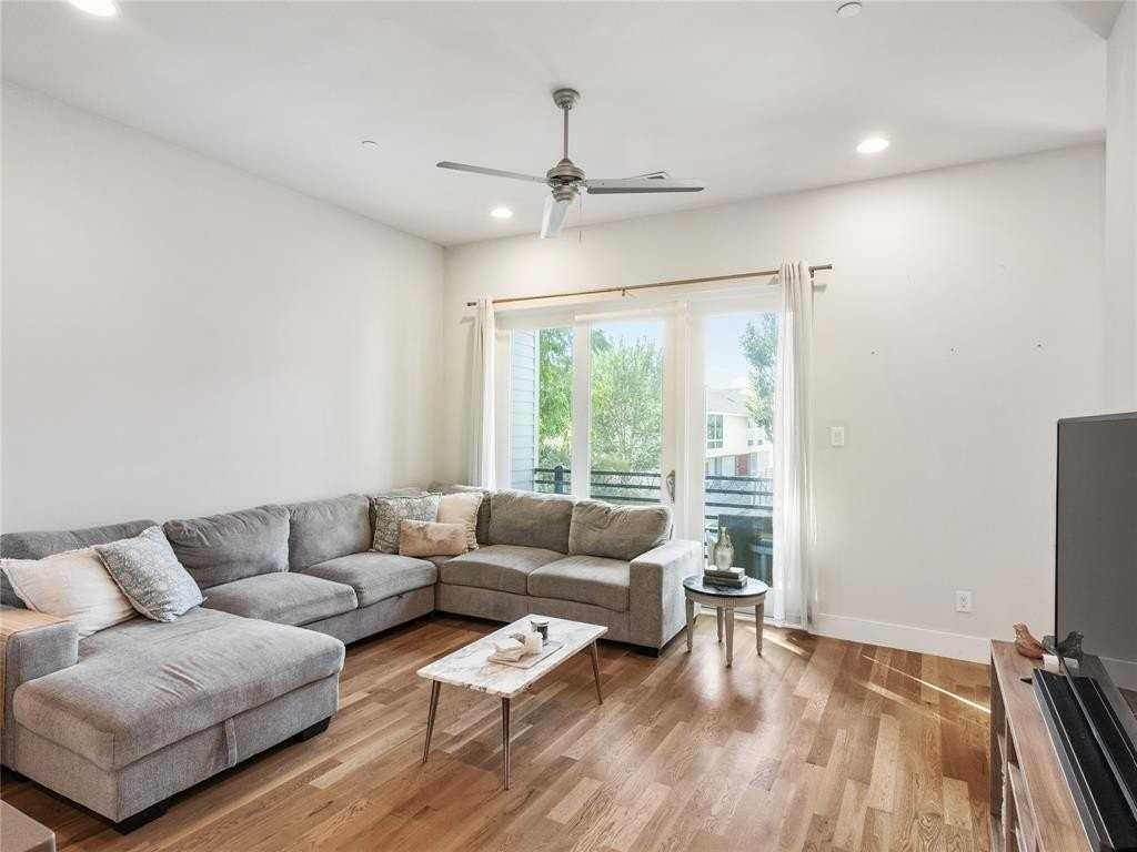 4769 Asher Pl - Photo 7 of 26