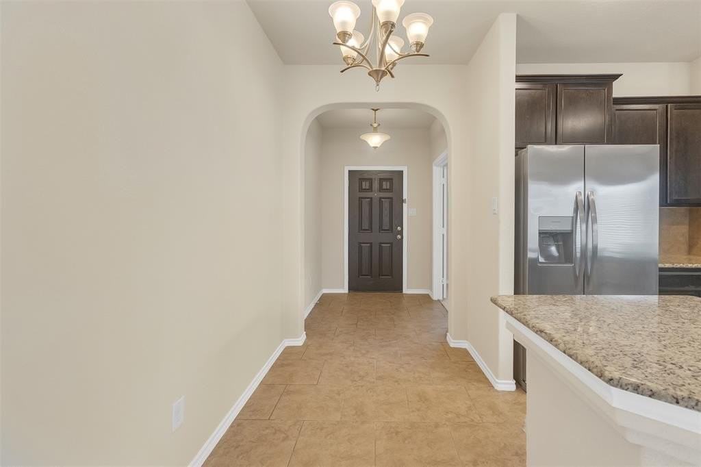 659 Owen Trl - Photo 2 of 25