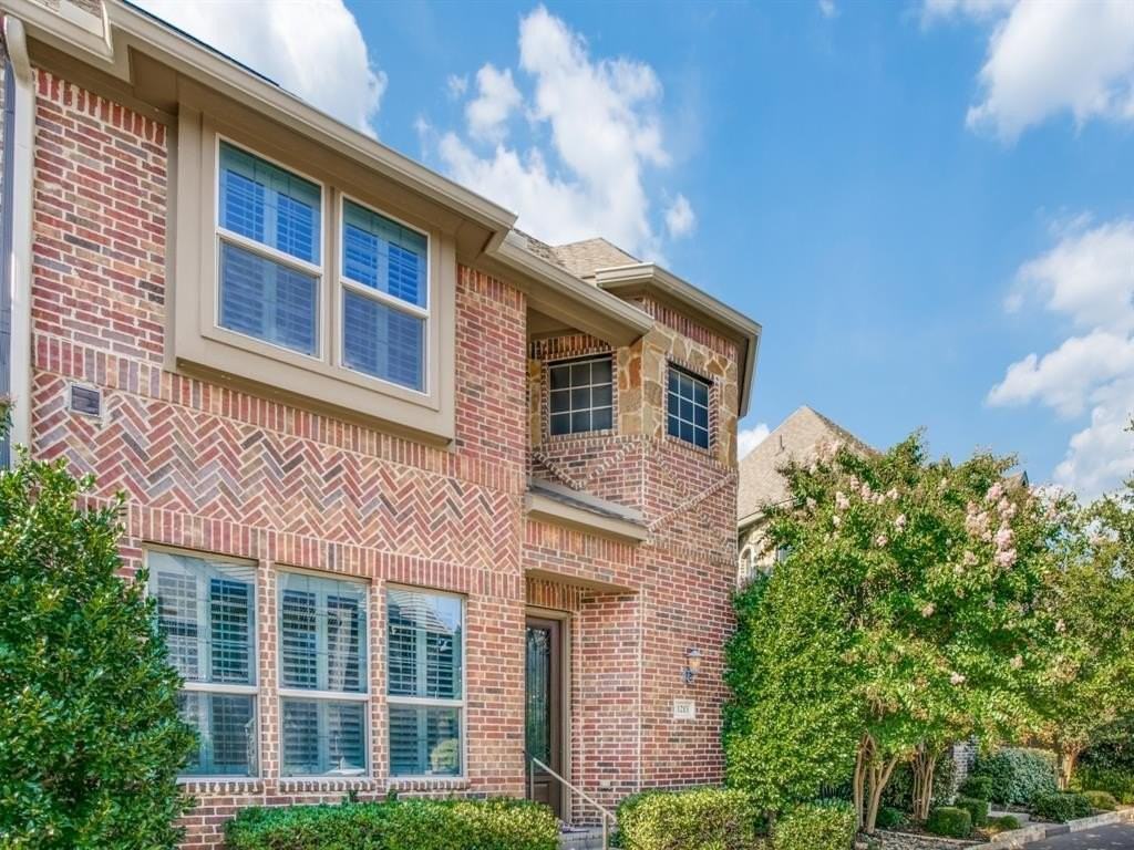 1213 Crockett Street - Photo 2 of 25