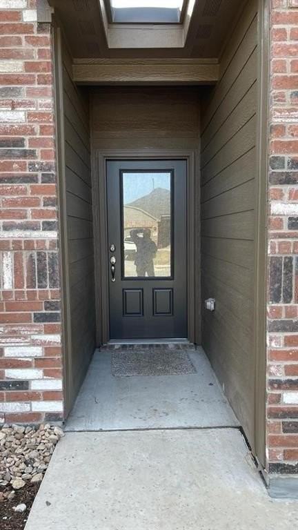 137 Emma Dr - Photo 2 of 40