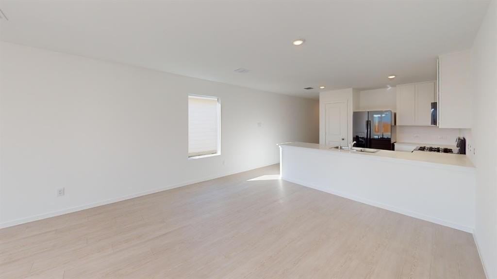 1018 Raintree Road - Photo 7 of 21