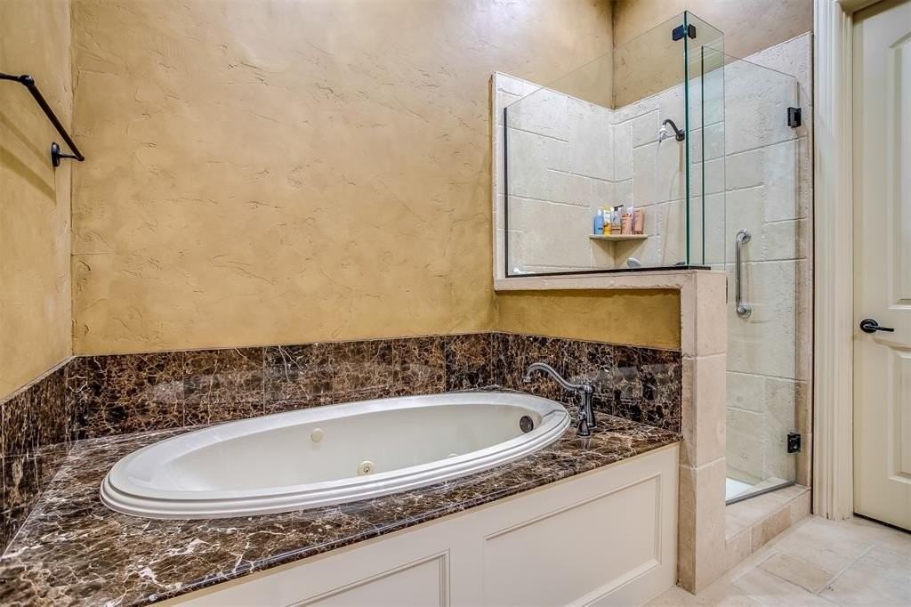 17206 Lechlade Ln - Photo 7 of 33