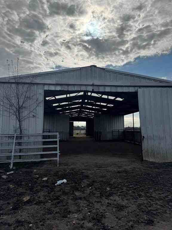 8789 S State Highway 78 - Photo 4 of 40