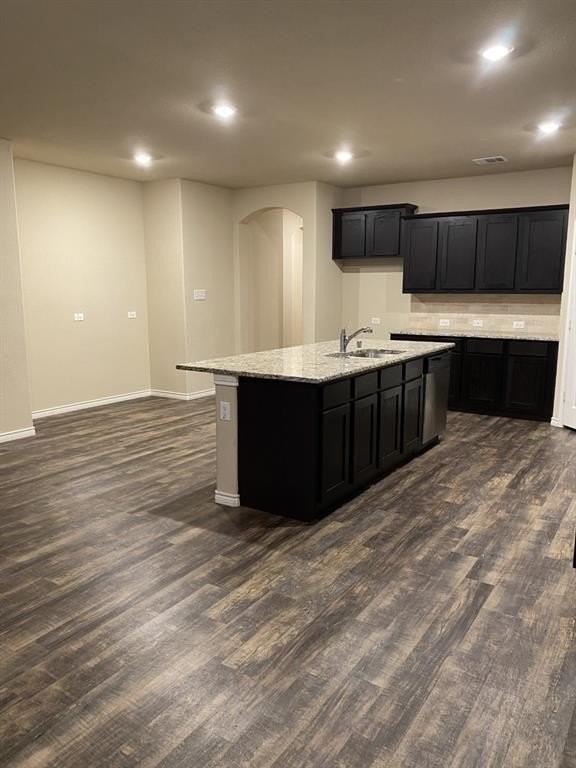 573 La Grange Dr - Photo 6 of 18