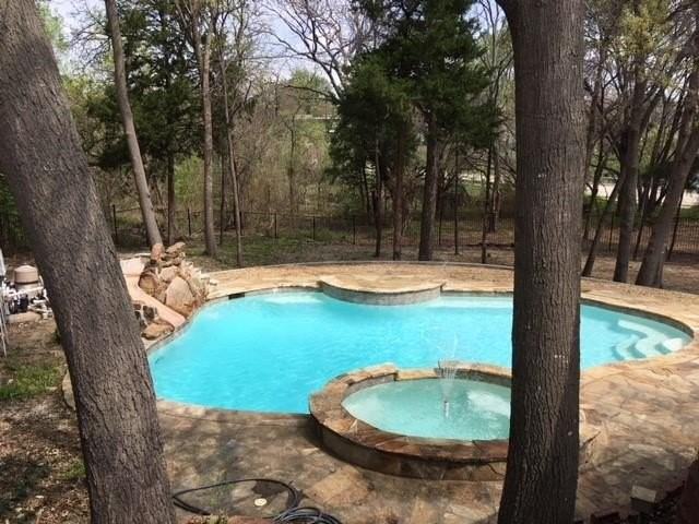 9309 Nottingham Ct - Photo 2 of 36