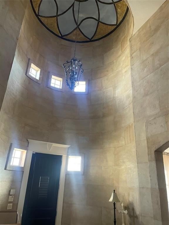 9309 Nottingham Ct - Photo 5 of 36