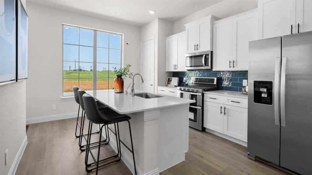 4548 Mona Lisa Ln - Photo 2 of 10