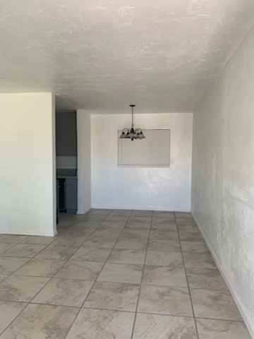 1542 // 4634 East Montecito Street - Photo 2 of 10