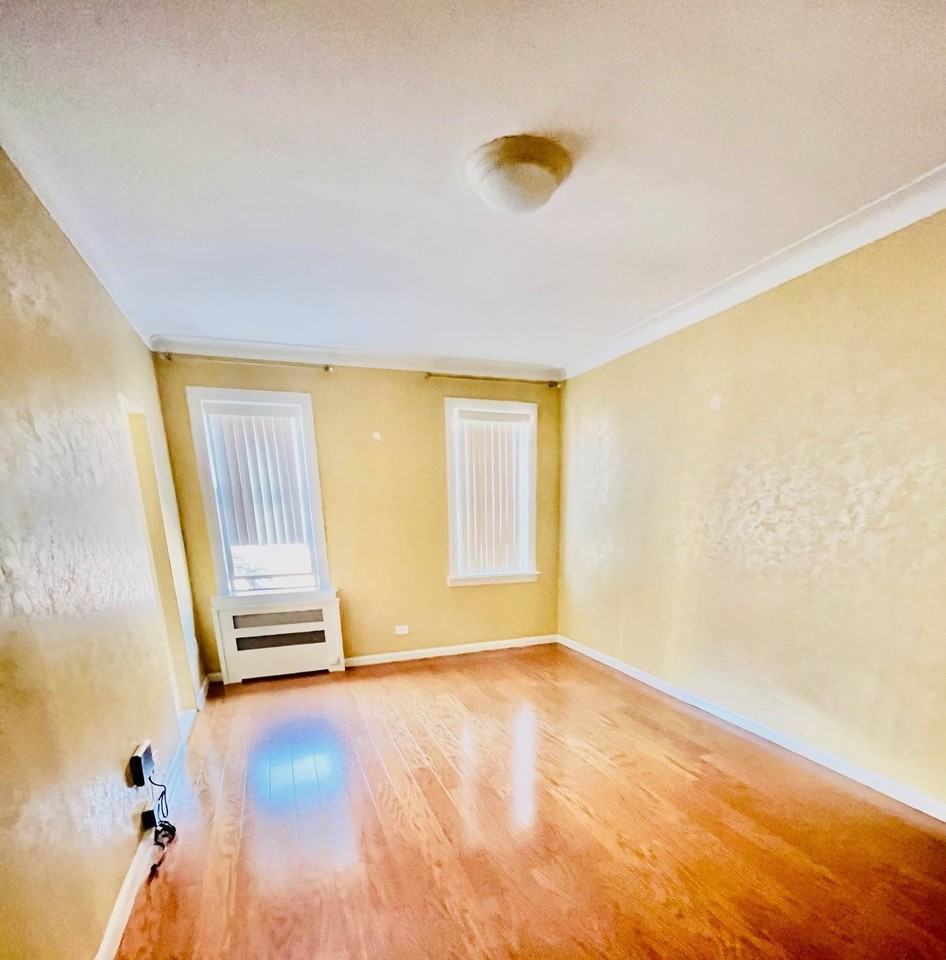 3130 Brighton 6th St #6 - Photo 5 of 10