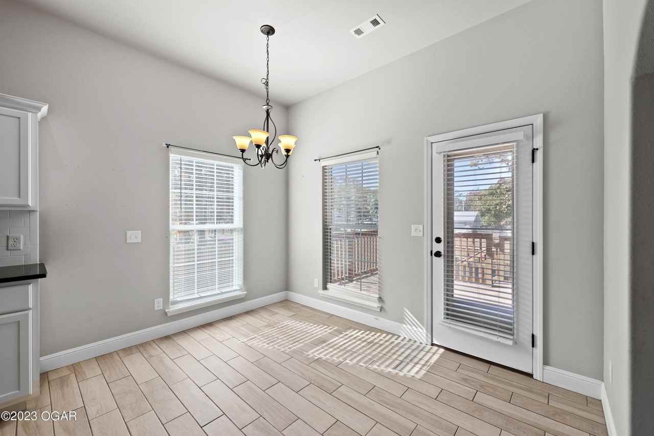 722 Kara Ln - Photo 4 of 11