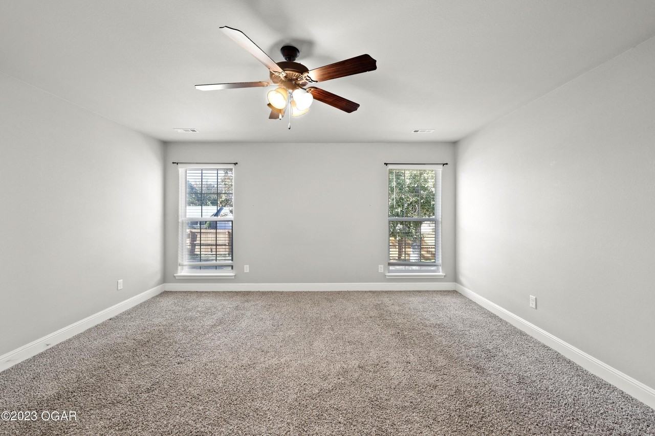 722 Kara Ln - Photo 5 of 11