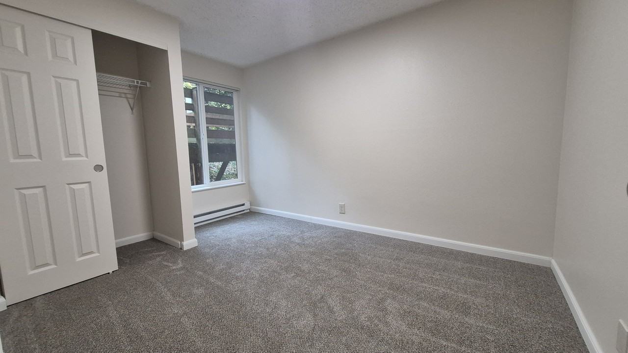 Multnomah Woods - Photo 4 of 14