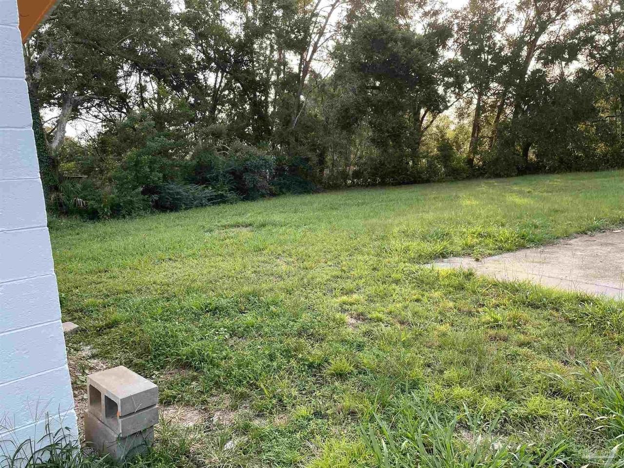 13 Baggett Court - Photo 3 of 7