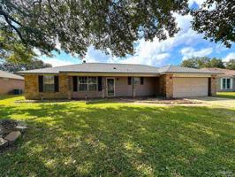 featured image of 1519 Oakleigh Court