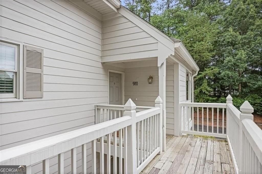 911 Hollyfax Cir Ne - Photo 6 of 32