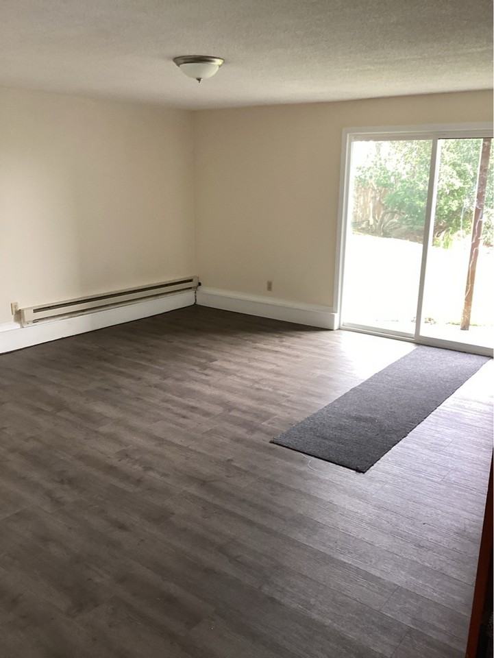 1109 Southwest 12th Street - Photo 4 of 35