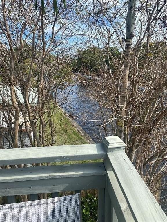 578 Ne 20th St #16E - Photo 3 of 11