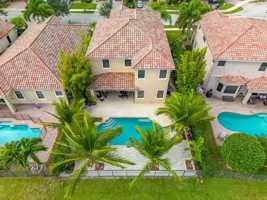 featured image of 7302 Nw 111th Way