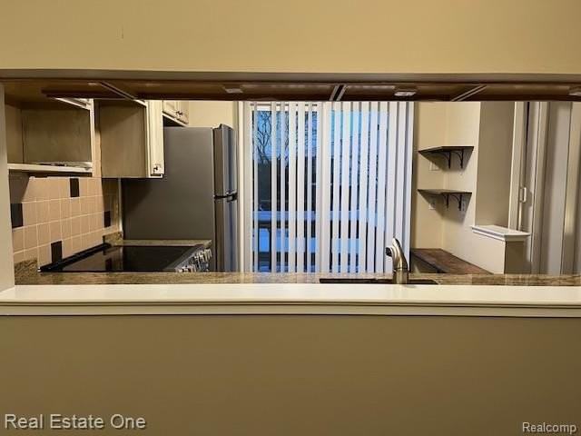 44700 Bayview Dr #49 - Photo 4 of 21