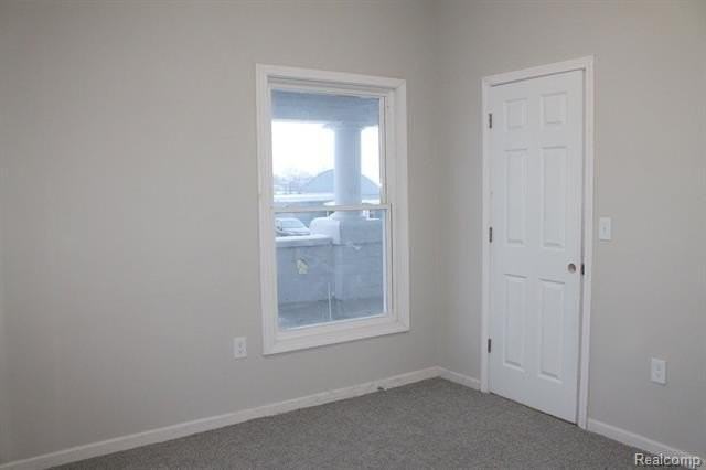 26 Wabash St #6 - Photo 7 of 19