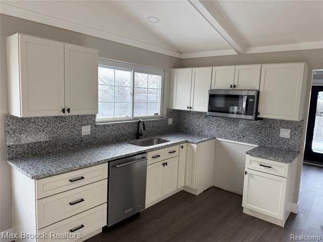 38527 Claremont Dr - Photo 7 of 15