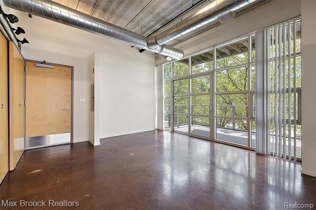 333 East Parent Avenue #14 - Photo 3 of 15