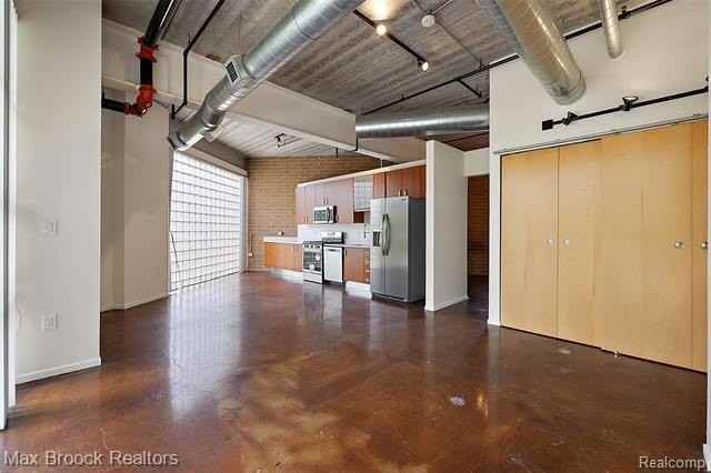 333 East Parent Avenue #14 - Photo 4 of 15