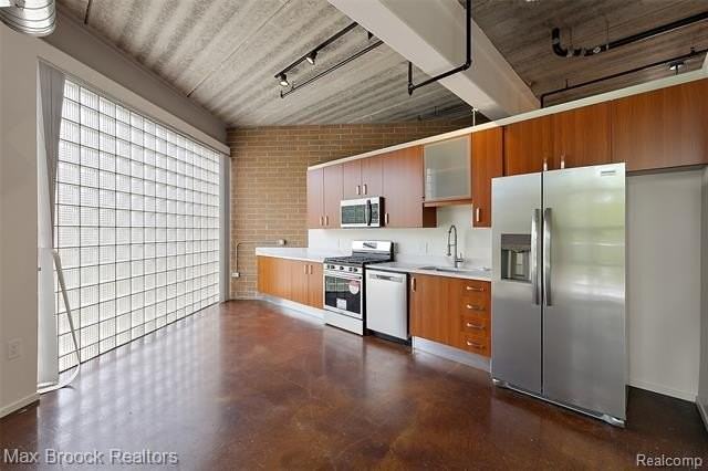 333 East Parent Avenue #14 - Photo 5 of 15