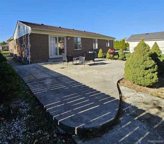 42116 Ehrke Dr - Photo 5 of 25