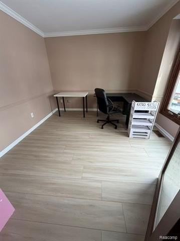 24397 Venice Drive - Photo 3 of 36