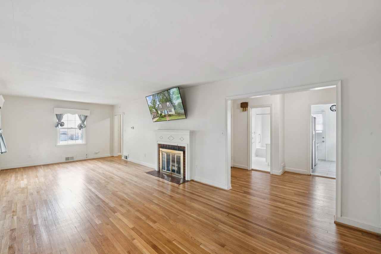 4603 Knox Road - Photo 4 of 18