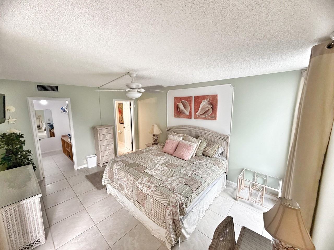 3492 Northeast Causeway Boulevard #103 - Photo 4 of 27