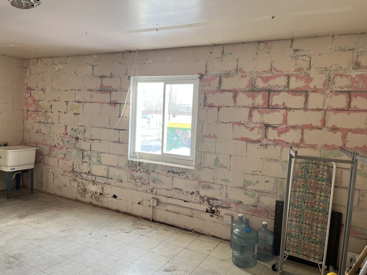 5701 Northwest Radial Highway - Photo 2 of 11