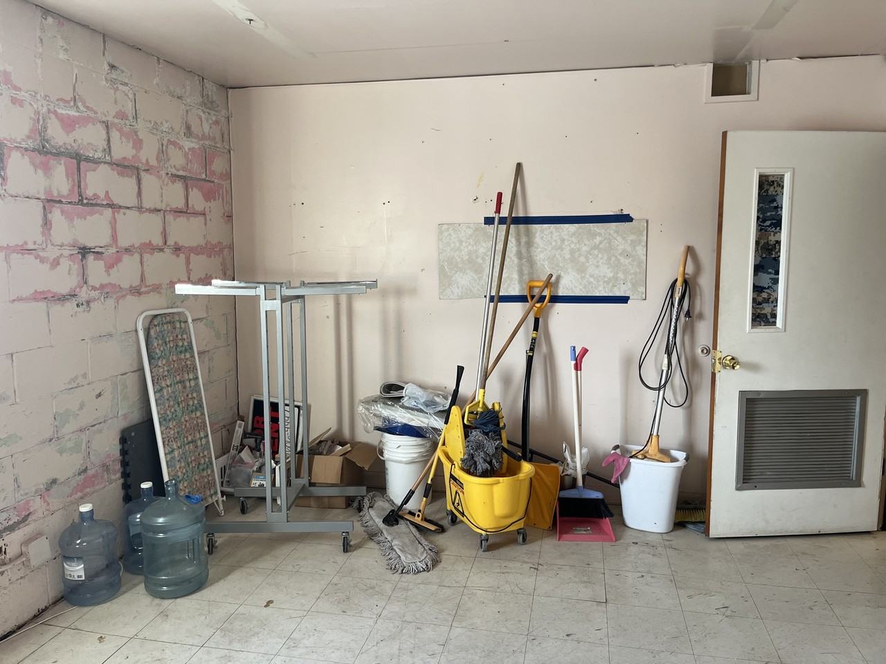 5701 Northwest Radial Highway - Photo 3 of 11