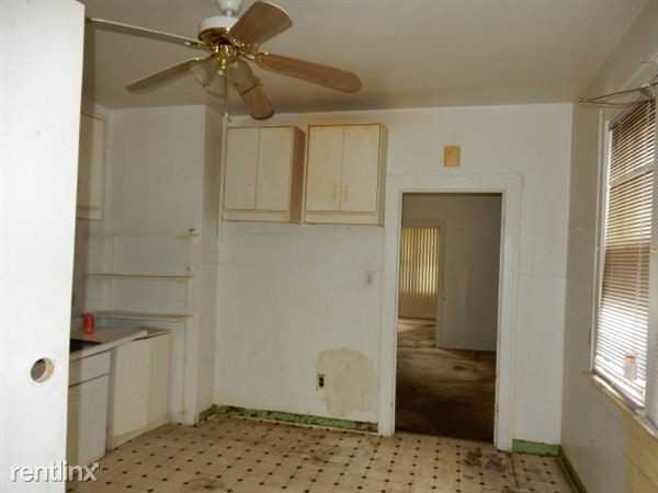 13720 Fenelon St - Photo 2 of 26