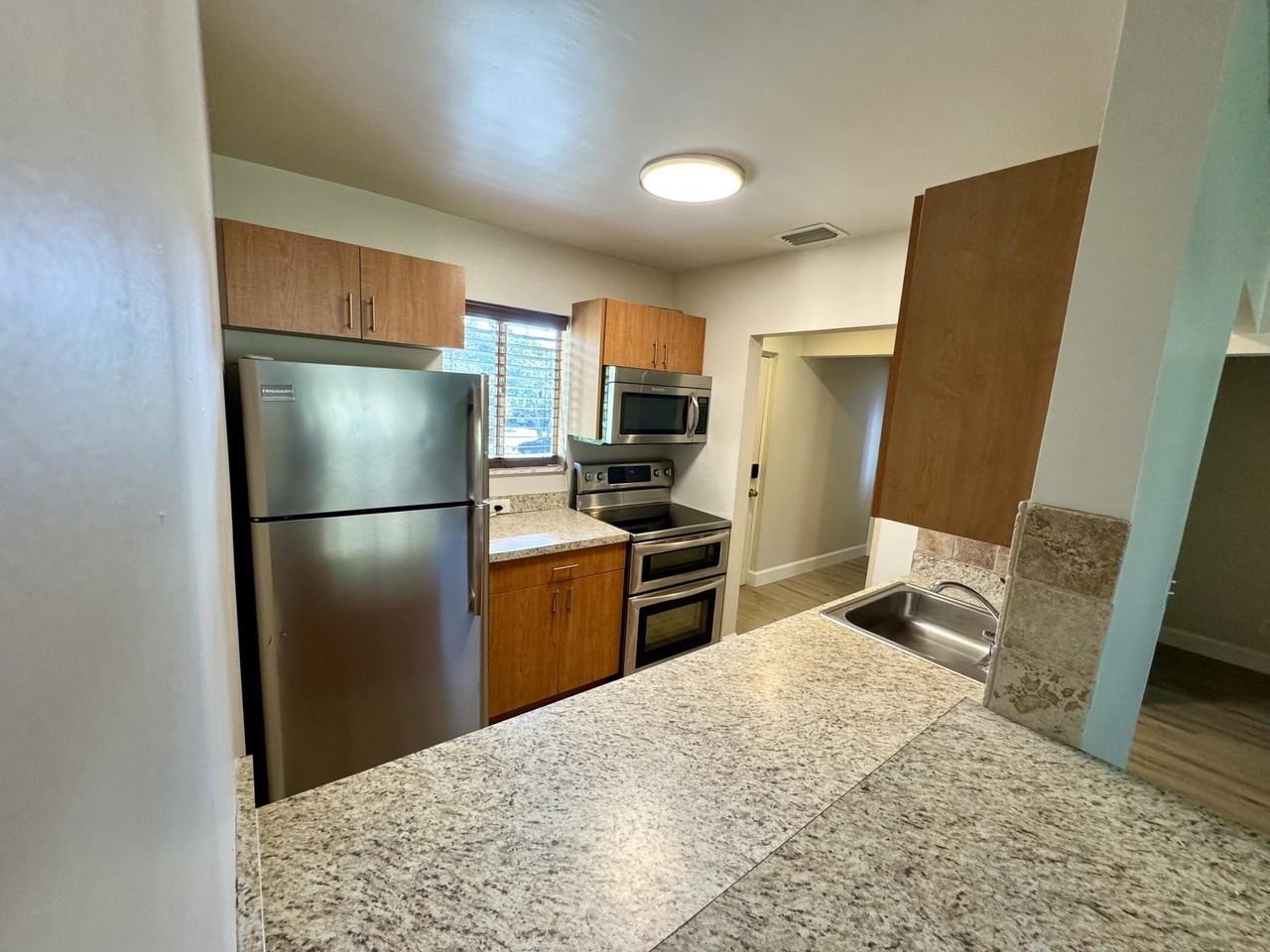 836 Sw 9th Street Cir #201 - Photo 4 of 11