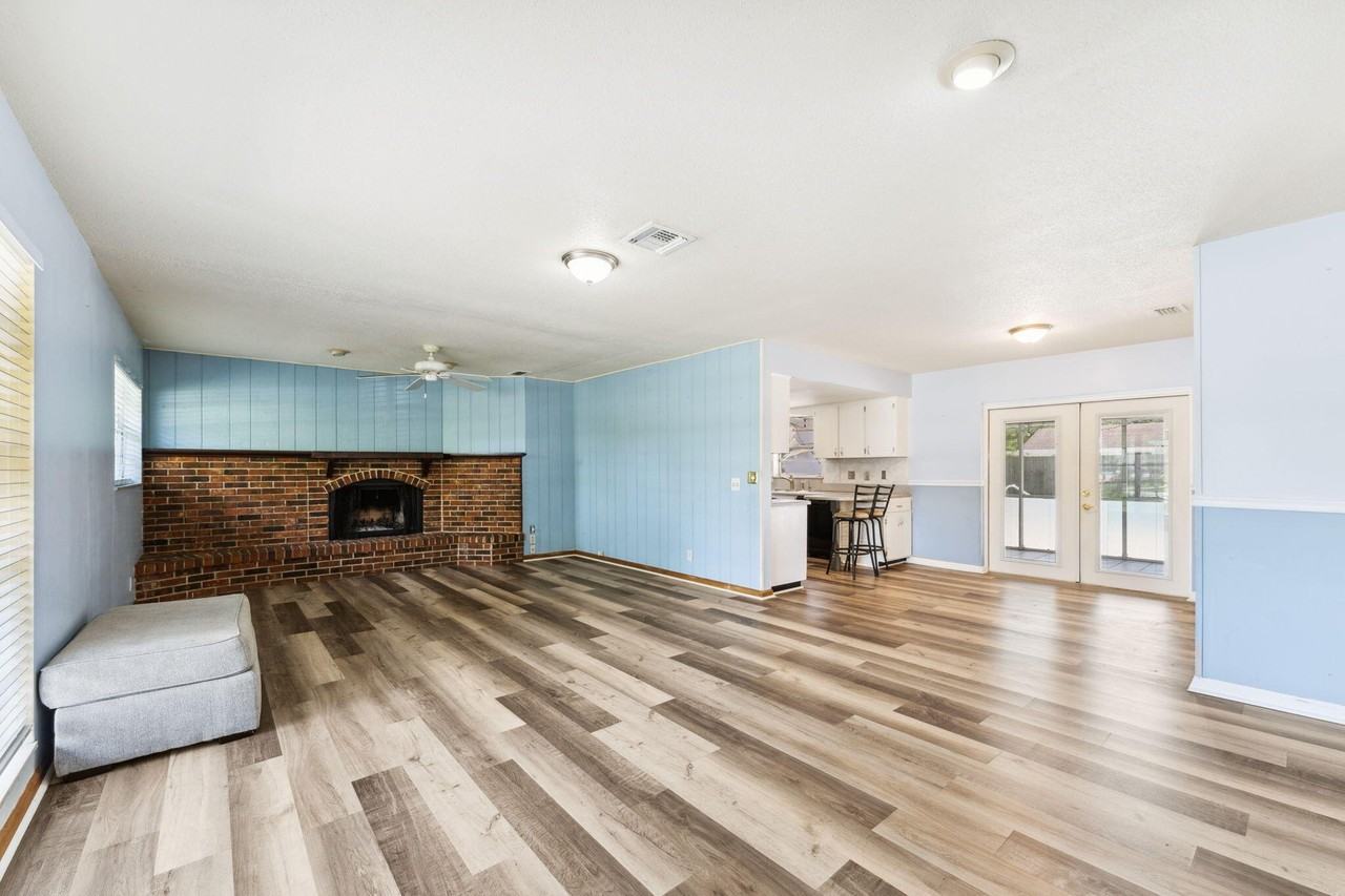 4194 Honeysuckle Ave - Photo 6 of 42