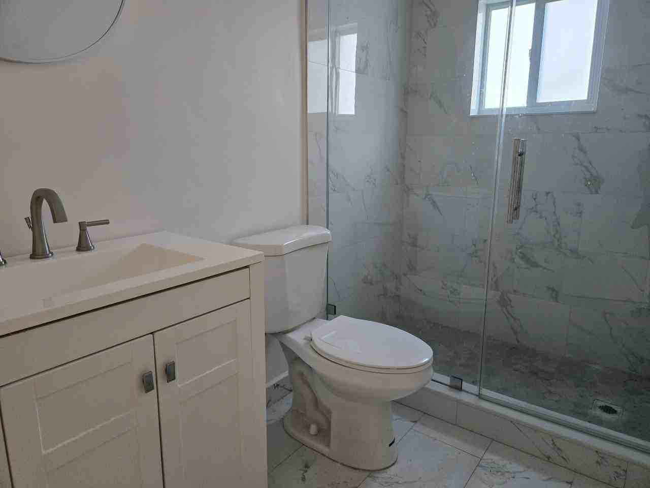 1320 Nw 82nd Ave - Photo 7 of 11