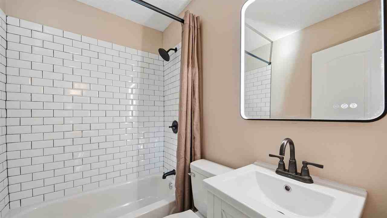 4930 Buford Avenue - Photo 2 of 10