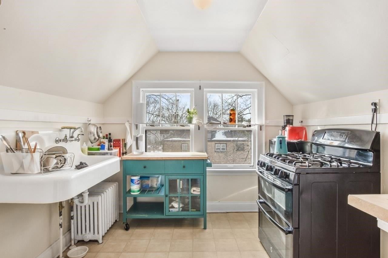 1319 Rutledge St #5 - Photo 6 of 12