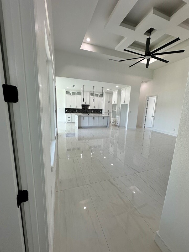 124 Sea Grape Ln - Photo 7 of 50