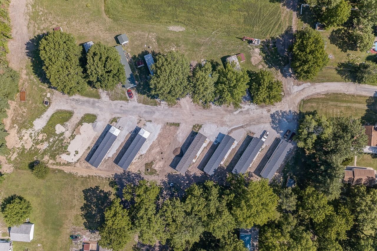 Camelot Court Manufactured Home Community - Photo 2 of 2